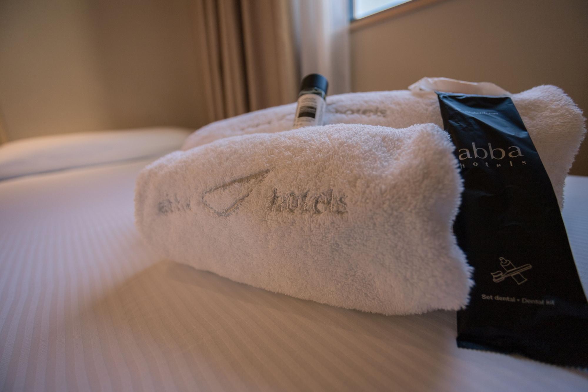 อับบา มาดริด Hotel ภายนอก รูปภาพ