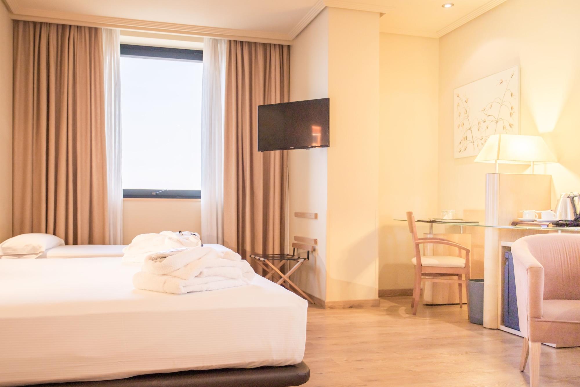 อับบา มาดริด Hotel ภายนอก รูปภาพ
